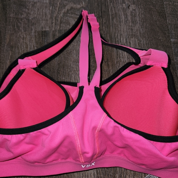 Victoria's Secret Sports Bra - Picture 2 of 3